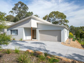Augusta Place 10 Unit 8 Mollymook